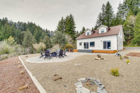 Charming Florence Home with Fire Pit and River Views!